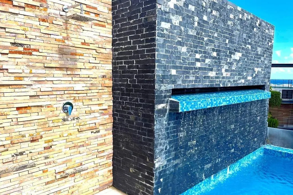 Playa Del Carmen Downtown Studio With Rooftop Pool - Walk To 5Th Ave & The Beach Lägenhet Playa del Carmen
