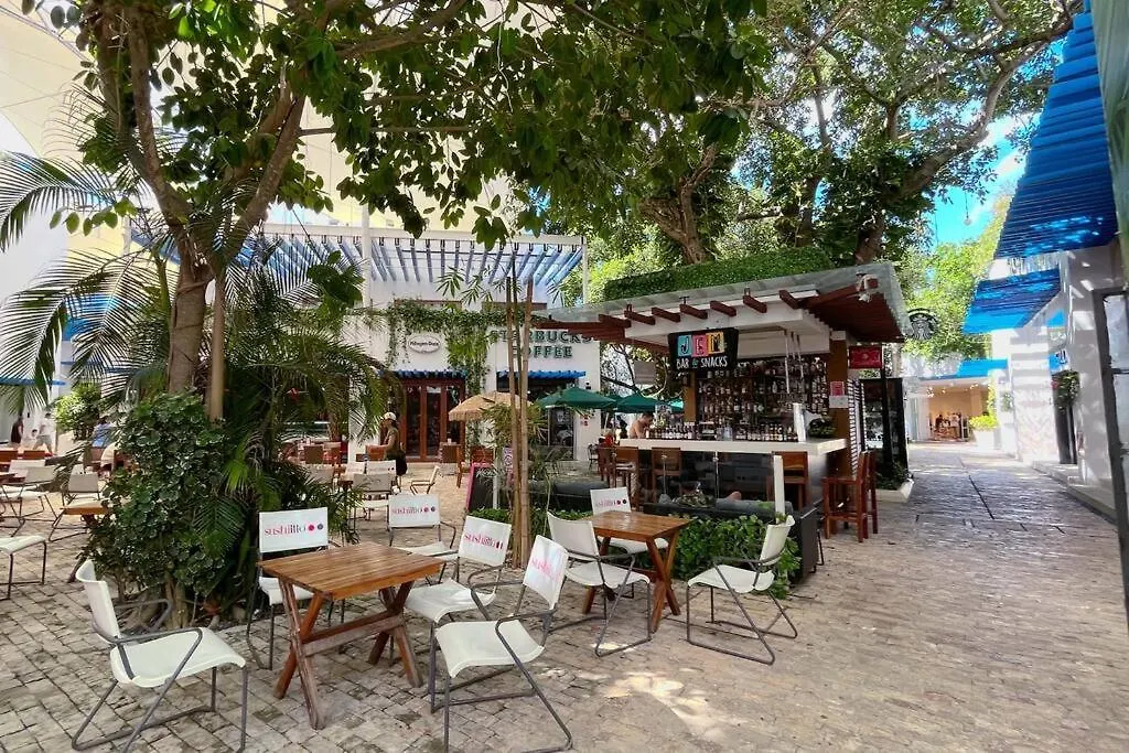 Lägenhet Playa Del Carmen Downtown Studio With Rooftop Pool - Walk To 5Th Ave & The Beach Mexiko