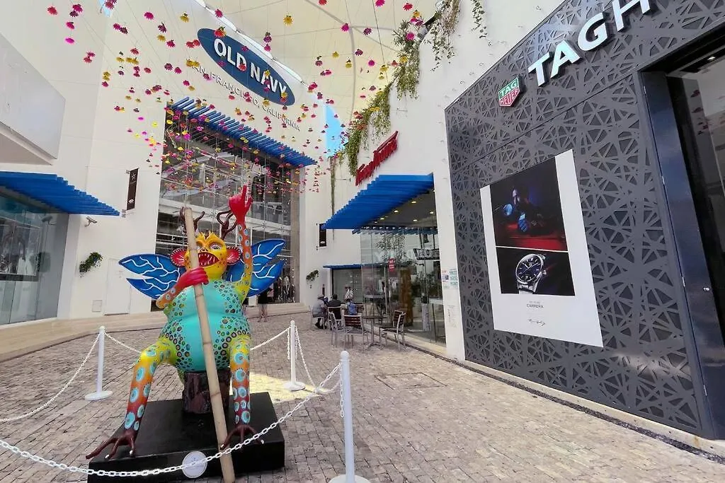 Playa Del Carmen Downtown Studio With Rooftop Pool - Walk To 5Th Ave & The Beach Lägenhet Playa del Carmen