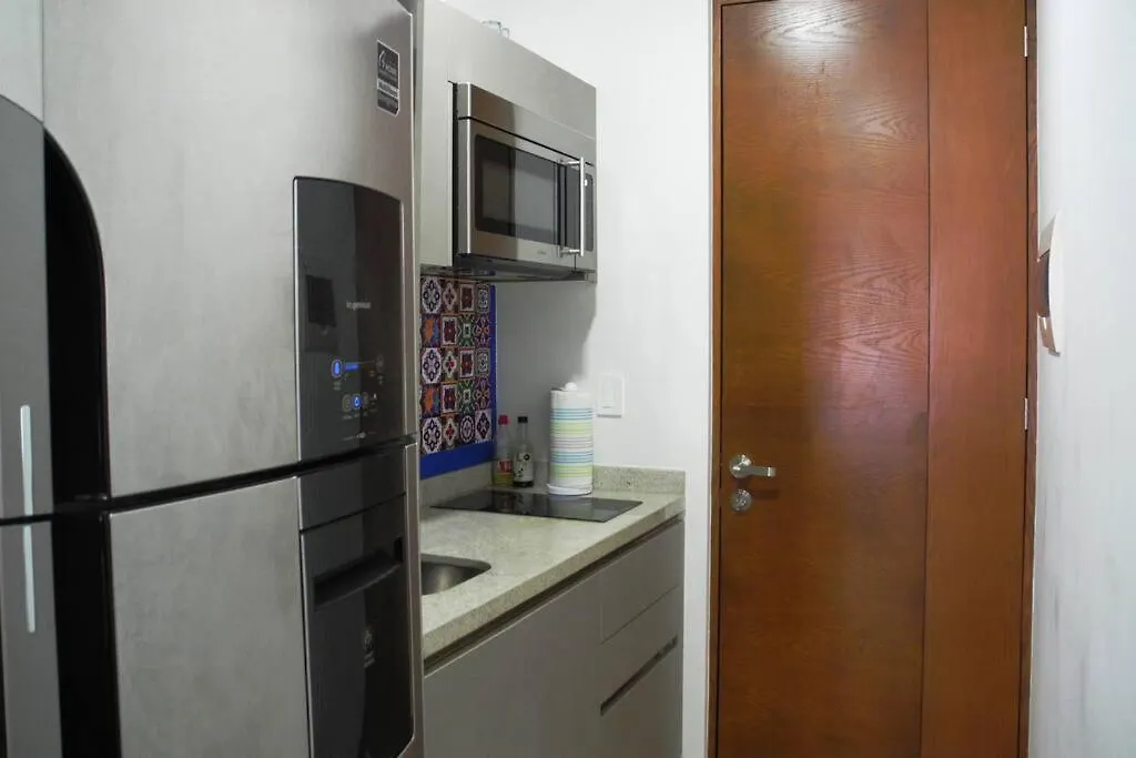 Lägenhet Playa Del Carmen Downtown Studio With Rooftop Pool - Walk To 5Th Ave & The Beach Mexiko