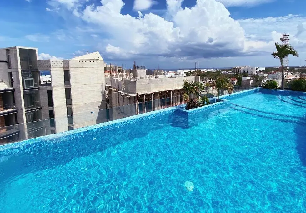 Playa Del Carmen Downtown Studio With Rooftop Pool - Walk To 5Th Ave & The Beach Lejlighed