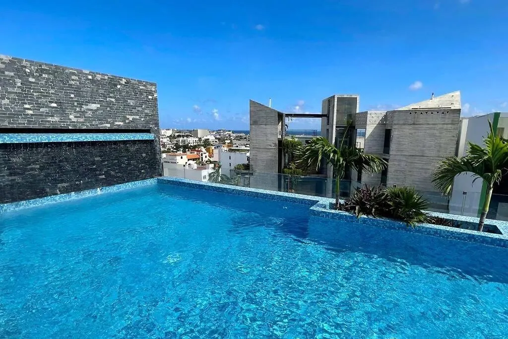 Playa Del Carmen Downtown Studio With Rooftop Pool - Walk To 5Th Ave & The Beach Mexico